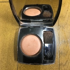 シャネル　チーク　の画像