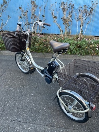 新品同様　電動自転車　パナソニック　ビビライフ3輪　三輪　16Ah