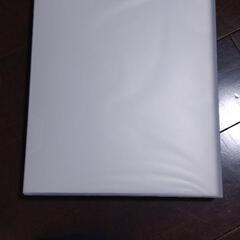 大き目写真が入るフォトアルバム差し上げます。