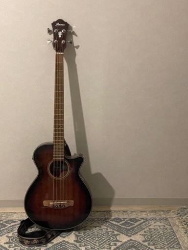 アコースティックベース