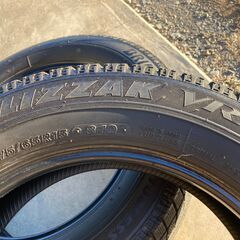 175/65R15 ブリヂストンスタッドレス アクア、フィットなどの画像
