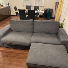 IKEA KIVIKソファー+オットマン(12月23日まで限定)の画像