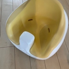 ボンバ　ベビーチェア