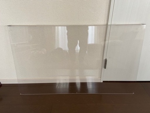 液晶テレビ　保護パネル（50インチテレビをカバー・ガード）