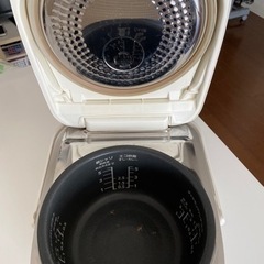 ５合炊き炊飯器の画像