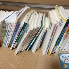 看護師勉強の本の画像