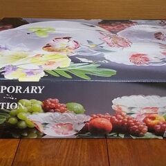 #SOGAクリスタル花柄の豪華器セット【新品・箱入り】の画像