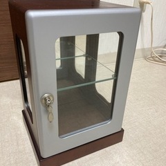■小物入れ　ガラス　ショーケース　二段■