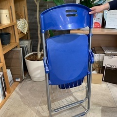 折りたたみチェアブルの画像