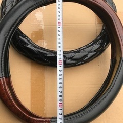 ハンドルカバー　２点セット　ウッド木目調　エナメルブラック黒　軽自動車軽トラックワゴンRタントムーヴムーブライフハイゼットN-BOX スペーシアカスタムの画像