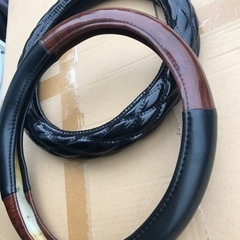 ハンドルカバー　２点セット　ウッド木目調　エナメルブラック黒　軽自動車軽トラックワゴンRタントムーヴムーブライフハイゼットN-BOX スペーシアカスタムの画像