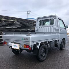 【コミコミ価格】軽トラック　H25年式　ダイハツ　ハイゼット　パワステ　エアコン　４WD　マニュアル　7477の画像
