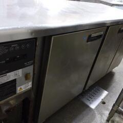 業務用冷蔵庫２台