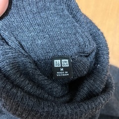 【差し上げます】ユニクロ タートルネック グレーの画像