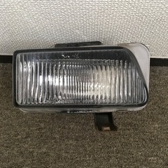 いすゞ　エルフ　右側　フォグランプ‼️