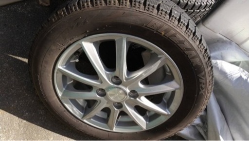 スタッドレスタイヤ　アルミホイール付