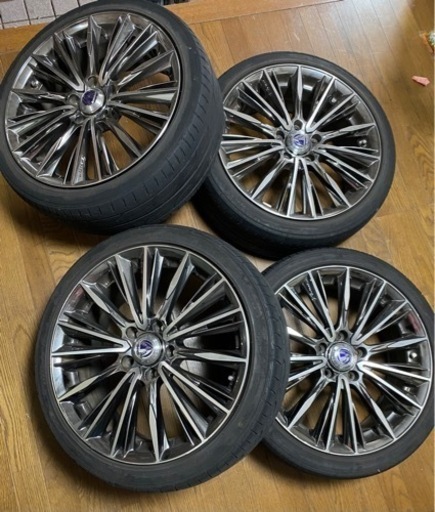 18インチ タイヤ&ホイール