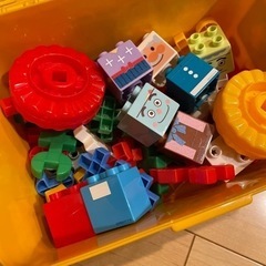 アンパンマンブロックと繋げて遊べるブロック