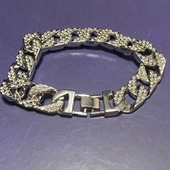 シルバー、クリスタルブレスレットの画像