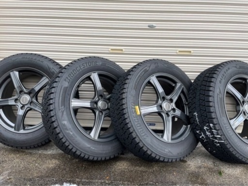 【大幅値下げ】ブリザック☆スタッドレスタイヤ　ホイール付き4本　美品