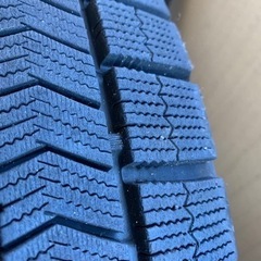 スタッドレスタイヤ ブリザックVRX 215/50R17