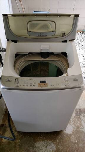 大型１０キロ 洗濯機 AQUA 2016年製
