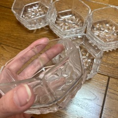 ガラス製の小鉢　5個セットの画像