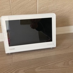 東芝 10型 防水 テレビ 10WP1