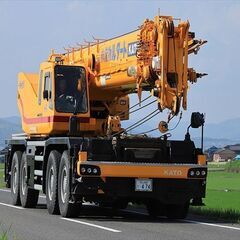 クレーン運転士（オペレーター）、ユニック平ボディ運転手、機械器具...