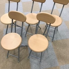 木製折りたたみ背付きチェア（5脚有り）の画像