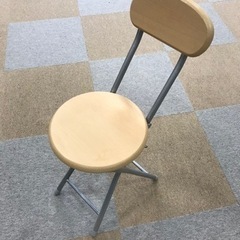 木製折りたたみ背付きチェア（5脚有り）