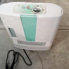 加湿式保湿暖房機