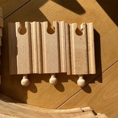 IKEA 木製　レールの画像