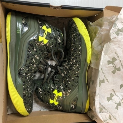 アンダーアーマークラッチフィットドライブ