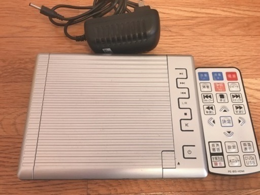 コンパクトDVDプレーヤー