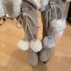 ロングブーツ　ブラウン　モコモコの画像