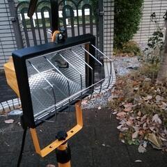 3脚付きワークライト　新品！の画像