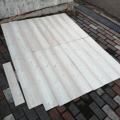 フロアタイル　ナチュラル　木目