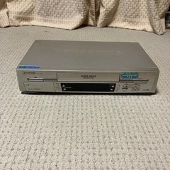 【受付終了】Panasonic VHSビデオデッキ