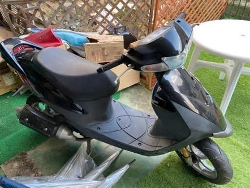 保留中　スズキ　ZZの2ストです。実動車