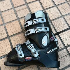 Atomic アトミック スキーブーツ  ジュニア