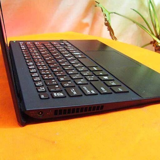 ☆超薄VAIO/軽量ウルトラBook☆SSD搭載で高速起動♪