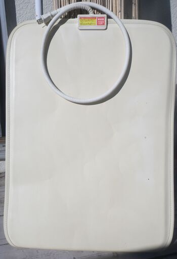 アイリスオーヤマ ☆大型☆ペットヒーター　PHK-572