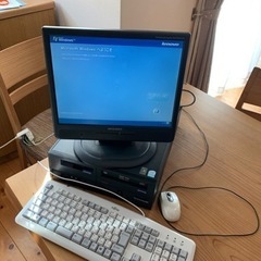 LENOVO デスクトップパソコン　MITSUBISHI モニター