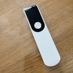 【取引中】非接触温度計　触れずに測定　体温測定にもおすすめ