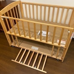ベビーベッド大きめ。手渡しのみ。の画像