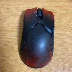 【激安！最終値下げ！手渡しのみ！】Razer viper ultimate(塗装) ゲーミングマウス 無線の画像