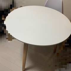 カフェテーブル 白の画像
