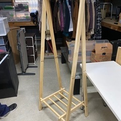 【お話し中】【中古品】折り畳み木製ハンガーラック