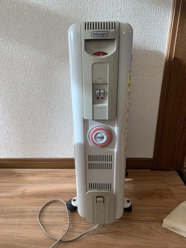 デロンギ　オイルラジエーターヒーター